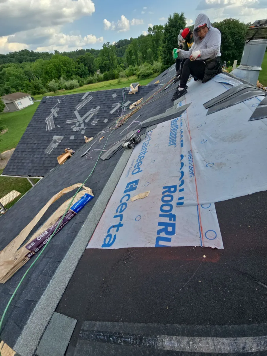 CertainTeed RoofRunner synthetic underlayment going down over the decking in Broadfording, Hagerstown, MD