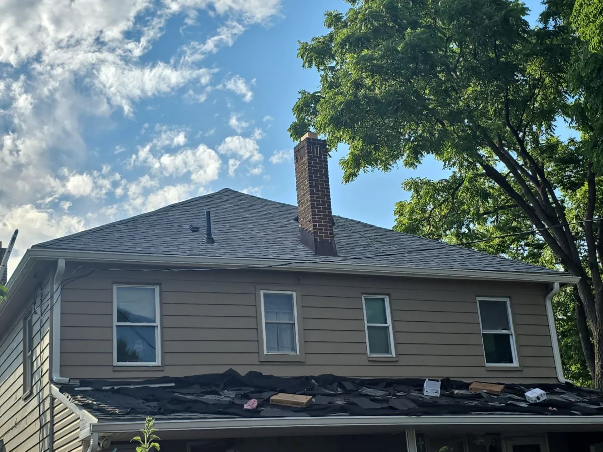 Side view of the finished Sierra Gray roof in Hagerstown, MD