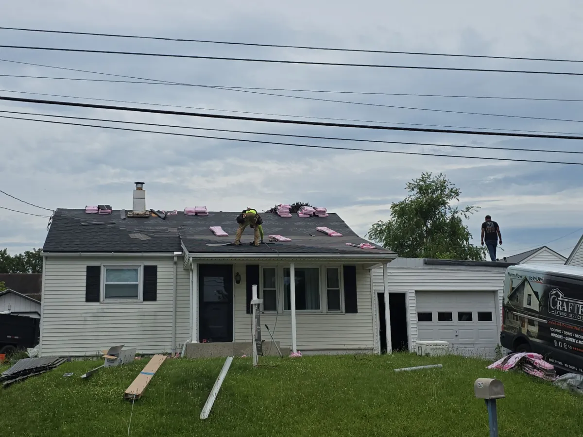 One-story home before the roof replacement in Waynesboro, PA